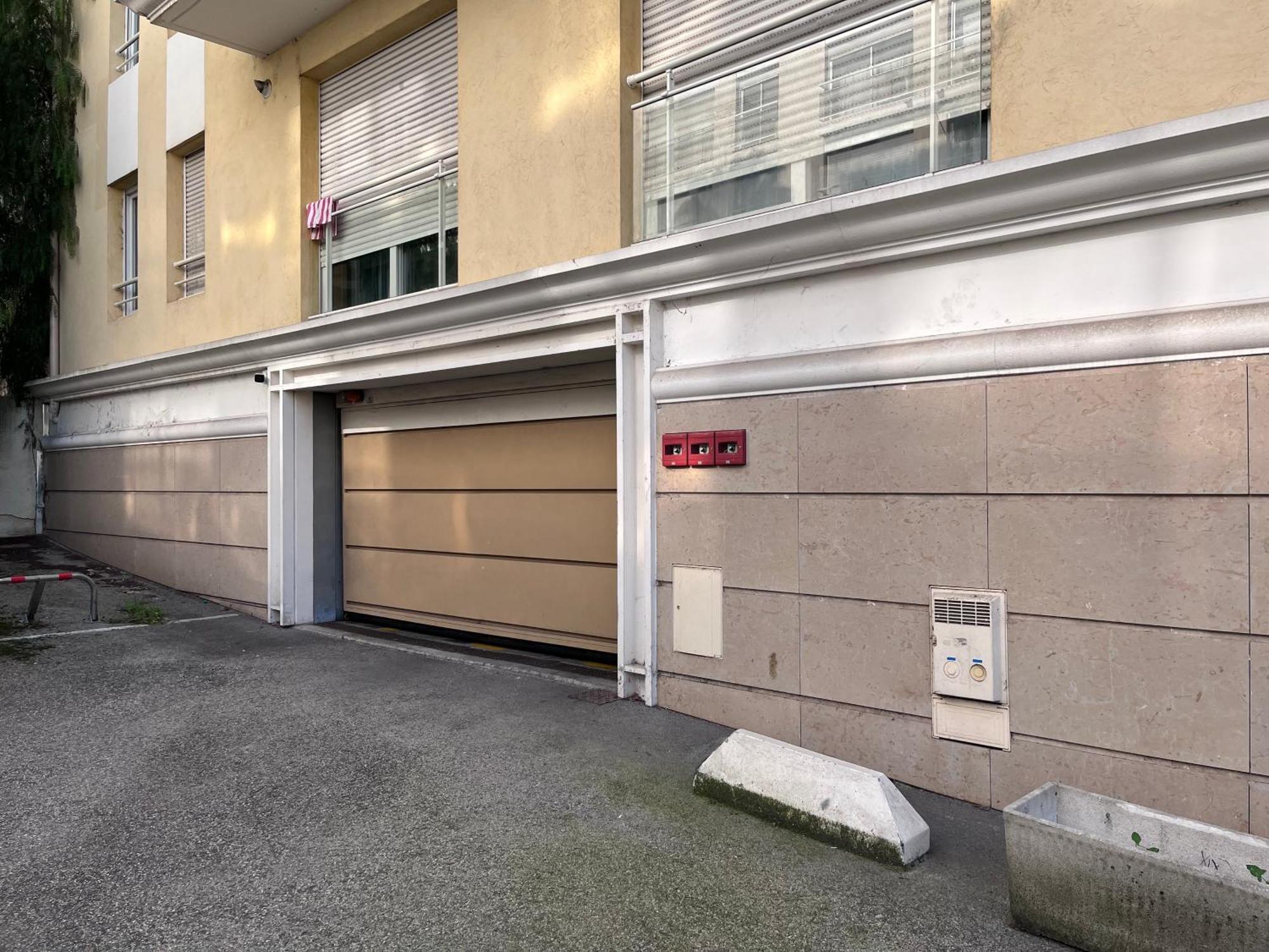 Studio Terrasse Et Parking Prive Nice Eksteriør billede